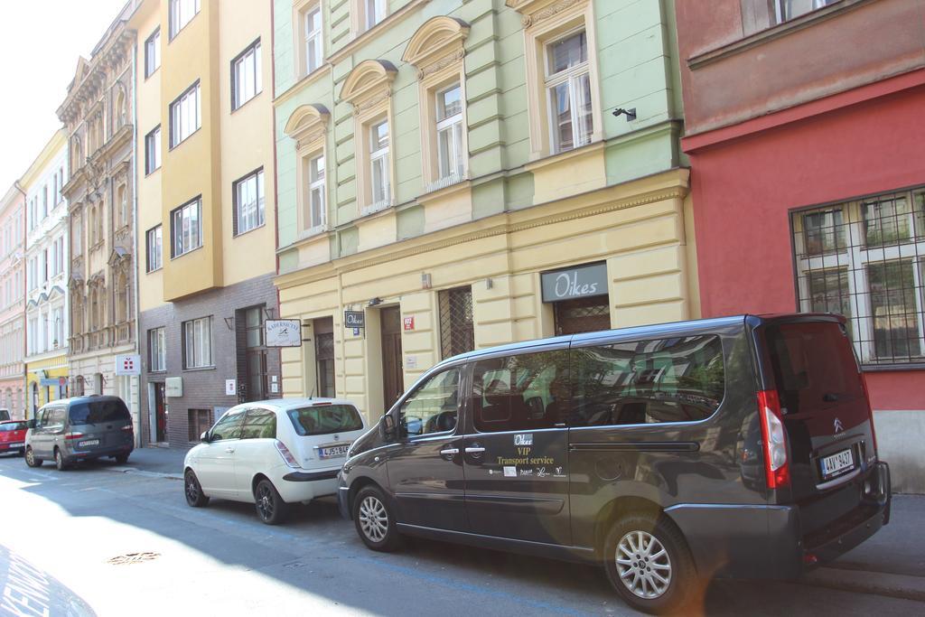 Vlkova Palace Прага Экстерьер фото