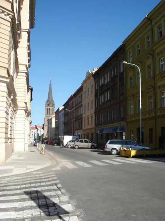 Vlkova Palace Прага Экстерьер фото