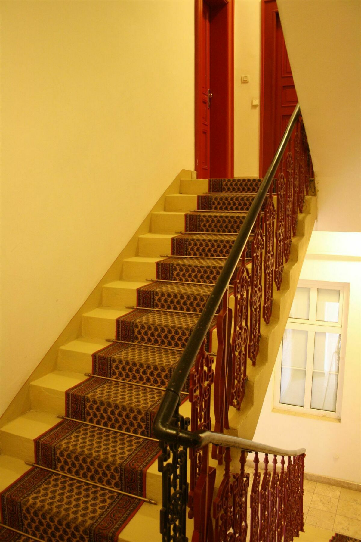 Vlkova Palace Прага Экстерьер фото