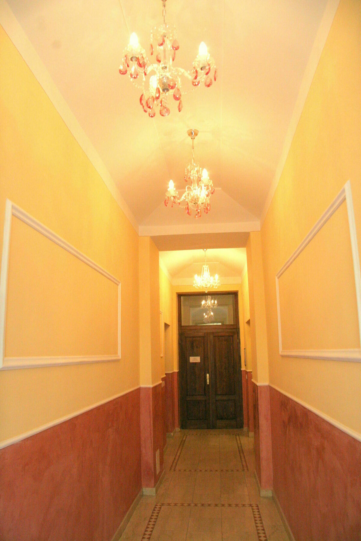 Vlkova Palace Прага Экстерьер фото